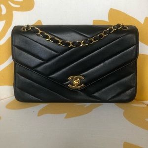 Chanel Vintage Chevron Lambskin Envelope Flap Bag